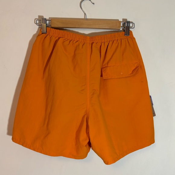 PATAGONIA Men’s Nylon Mango Orange 5” Baggies Shorts Size Small - Picture 5 of 7